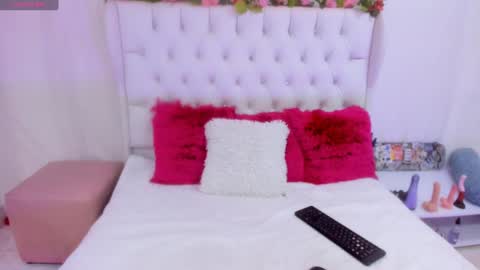 valeria111111 online show from February 7, 7:06 pm