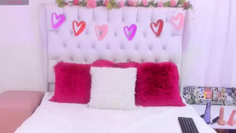 valeria111111 online show from March 6, 7:10 pm