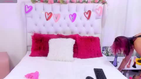 valeria111111 online show from March 12, 7:36 pm