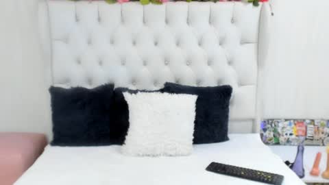 valeria111111 online show from January 20, 7:14 pm