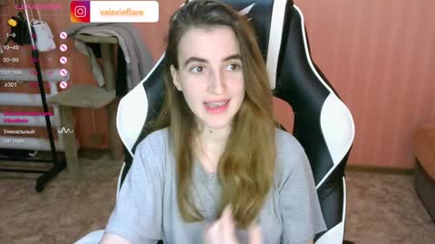 Snapshot of valeritiio chatting on December 13, 11:45 am valeritiio online show from December 13, 11:45 am