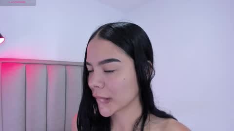 Cris  online show from October 18, 3:09 am