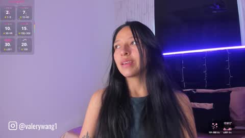 Snapshot of valery_wang chatting on September 25, 12:37 pm Val online show from September 25, 12:37 pm