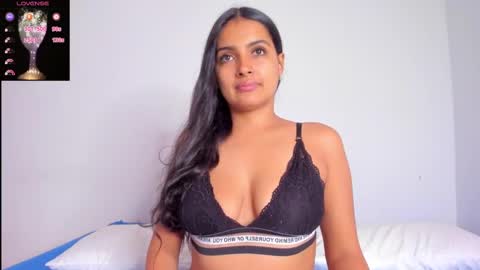 Valery    online show from January 4, 7:02 pm