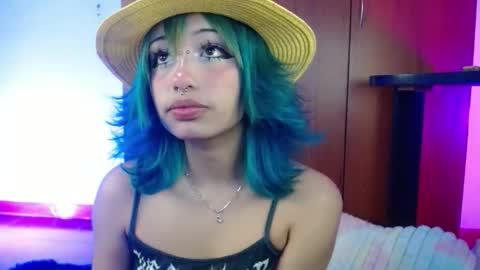 zoe online show from April 17, 8:16 am