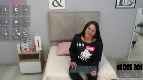 valevicious online show from November 24, 7:05 pm