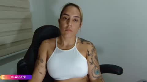 Snapshot of valkyriarose chatting on September 17, 1:36 am Isis online show from September 17, 1:36 am