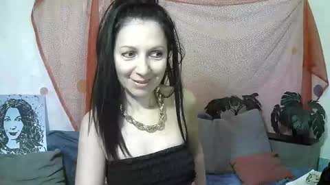 Snapshot of valleriwind chatting on September 30, 10:58 pm ValleriWind online show from September 30, 10:58 pm