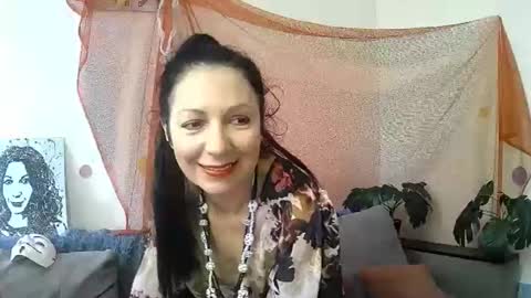 Snapshot of valleriwind chatting on September 26, 8:34 am ValleriWind online show from September 26, 8:34 am