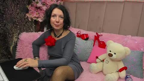ValleriWind online show from January 8, 12:15 pm
