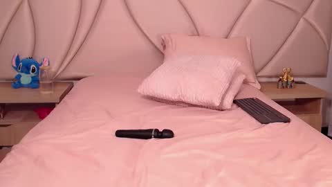 Snapshot of valleryc chatting on September 30, 1:00 am Vallery online show from September 30, 1:00 am