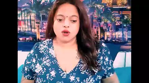 Snapshot of valleyval chatting on January 15, 6:12 am indianvalvet priya is back online show from January 15, 6:12 am