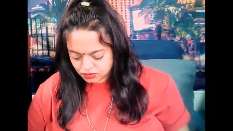 Snapshot of valleyval chatting on December 6, 6:15 am indianvalvet priya is back online show from December 6, 6:15 am