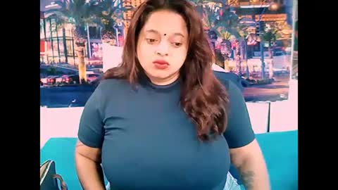 Snapshot of valleyval chatting on February 8, 6:01 am indianvalvet priya is back online show from February 8, 6:01 am