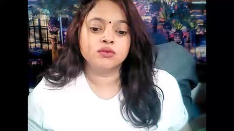 Snapshot of valleyval chatting on December 9, 6:02 am indianvalvet priya is back online show from December 9, 6:02 am