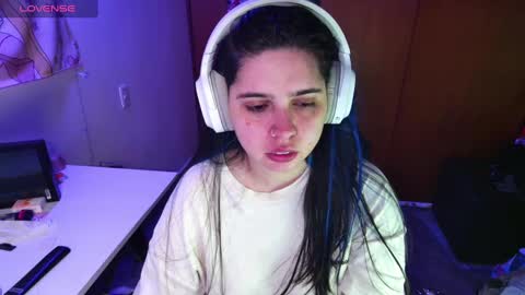 Snapshot of vallolet1_ chatting on January 14, 11:16 pm Im Violet online show from January 14, 11:16 pm