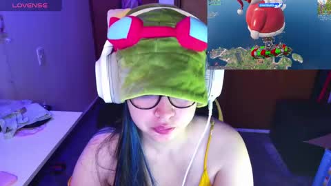 Snapshot of vallolet1_ chatting on December 29, 12:52 am Im Violet online show from December 29, 12:52 am