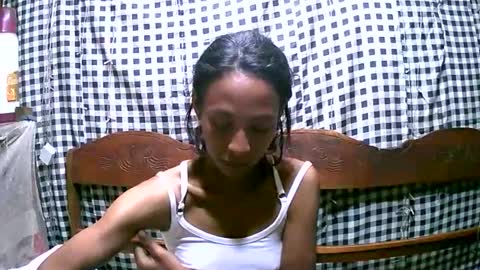 valysexyhot online show from April 15, 5:13 pm