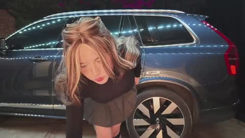 Snapshot of vanandjuani chatting on September 30, 1:00 am vanessa online show from September 30, 1:00 am