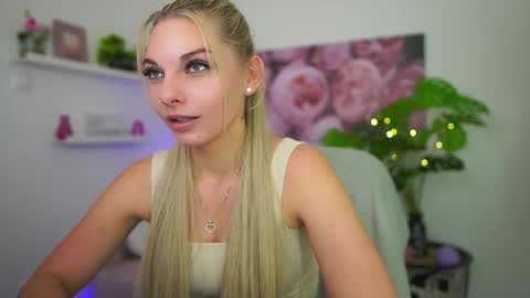 Vanda Lust online show from October 17, 10:18 am