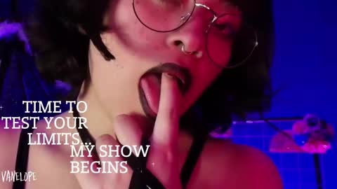 Snapshot of vanelope11 chatting on September 17, 8:07 pm Vanelope online show from September 17, 8:07 pm