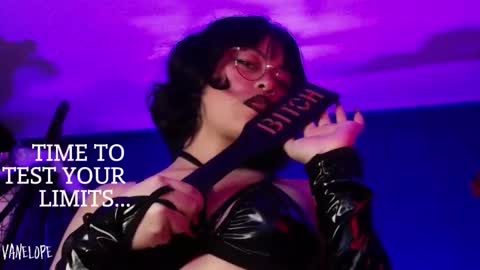 Snapshot of vanelope11 chatting on September 27, 7:21 pm Vanelope online show from September 27, 7:21 pm