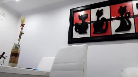 vanessa and samantha online show from January 15, 9:59 am