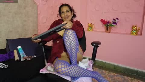 Snapshot of vanessa_7_ chatting on October 24, 10:50 pm Vanessa online show from October 24, 10:50 pm