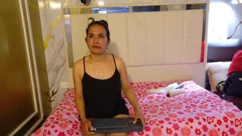 Vanessa online show from April 2, 4:59 pm