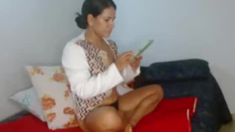 Snapshot of vanessa_aniston83 chatting on September 18, 4:16 pm vanessa online show from September 18, 4:16 pm