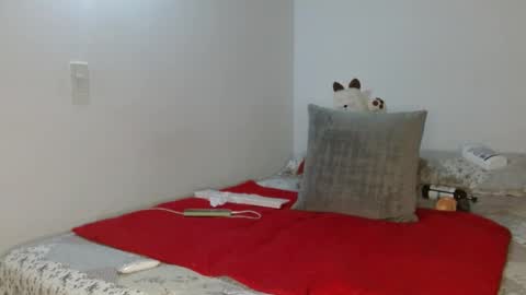 Snapshot of vanessa_aniston83 chatting on January 19, 10:39 pm vanessa online show from January 19, 10:39 pm