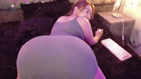 Vane  online show from March 15, 2:57 am