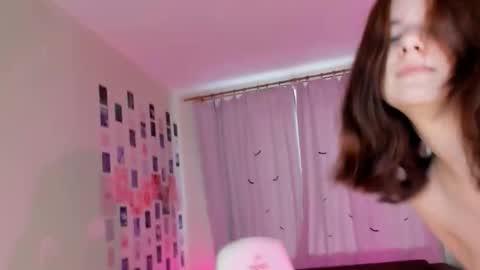 Snapshot of vanessa_brills chatting on September 24, 6:01 am Vanessa online show from September 24, 6:01 am