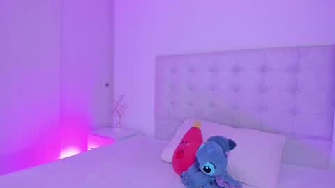 Vane  online show from February 23, 9:25 pm