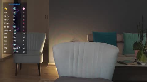 Snapshot of vanessa_de_ville chatting on September 20, 7:06 am Vanessa online show from September 20, 7:06 am