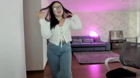 vanessabakster online show from July 14, 5:12 am