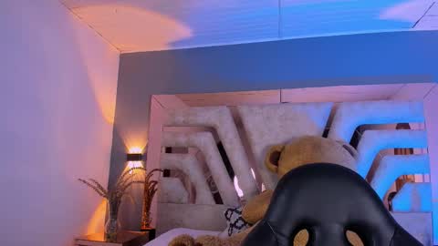 vanessaduval online show from January 9, 4:06 am