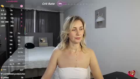 Snapshot of vanessakleiner chatting on October 22, 11:26 am Vanessa online show from October 22, 11:26 am