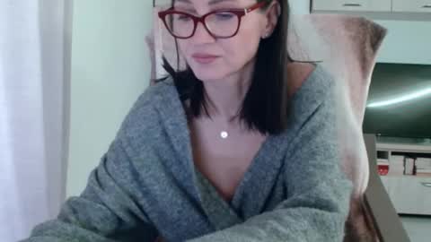 Vanessa online show from October 7, 10:30 am