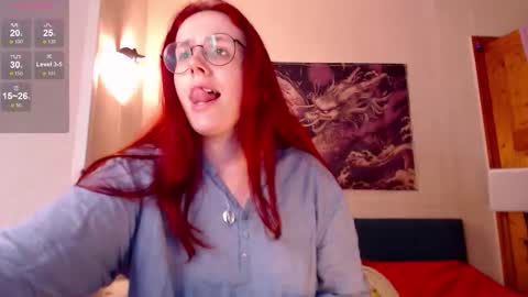 Snapshot of vanessalincum chatting on September 9, 5:40 am Vanessa follow me - I will answer you there at any time online show from September 9, 5:40 am