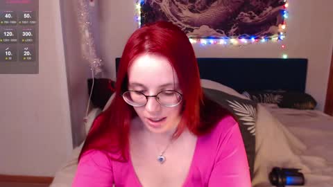 Snapshot of vanessalincum chatting on December 28, 6:28 am Vanessa follow me - I will answer you there at any time online show from December 28, 6:28 am