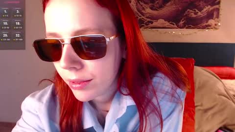 Snapshot of vanessalincum chatting on March 3, 9:27 am Vanessa follow me - I will answer you there at any time online show from March 3, 9:27 am