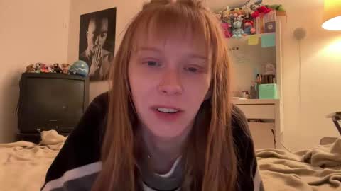 Vanessa  online show from February 9, 5:10 am