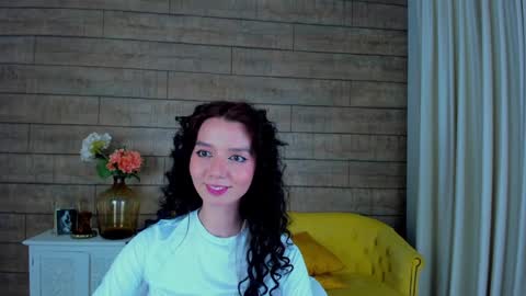 vanessavien online show from January 22, 2:37 am