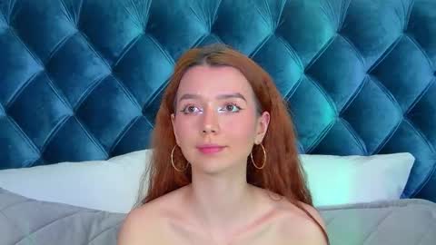 VanessaVienne online show from January 14, 4:28 am