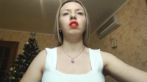 VanillaMuffin online show from December 7, 2:02 pm