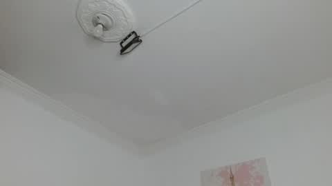 vane online show from April 18, 7:58 pm