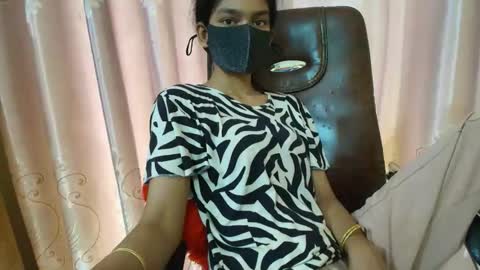 Snapshot of varotibang chatting on October 18, 3:31 am Ritu online show from October 18, 3:31 am