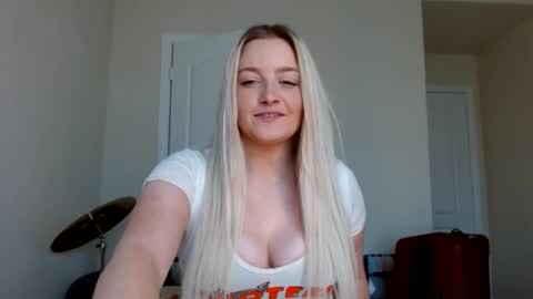 varsityviolet online show from January 18, 5:09 pm