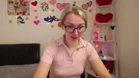 Snapshot of vasilisasii chatting on February 19, 6:22 am Vasilisa online show from February 19, 6:22 am